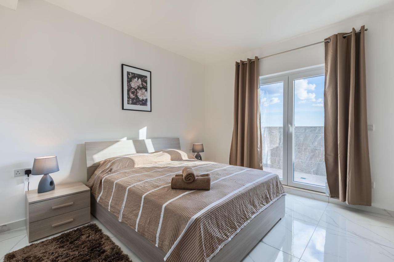 Terrace View-Stylish Two Bedrooms Fully Ac-Wifi Penthouse Msida Εξωτερικό φωτογραφία