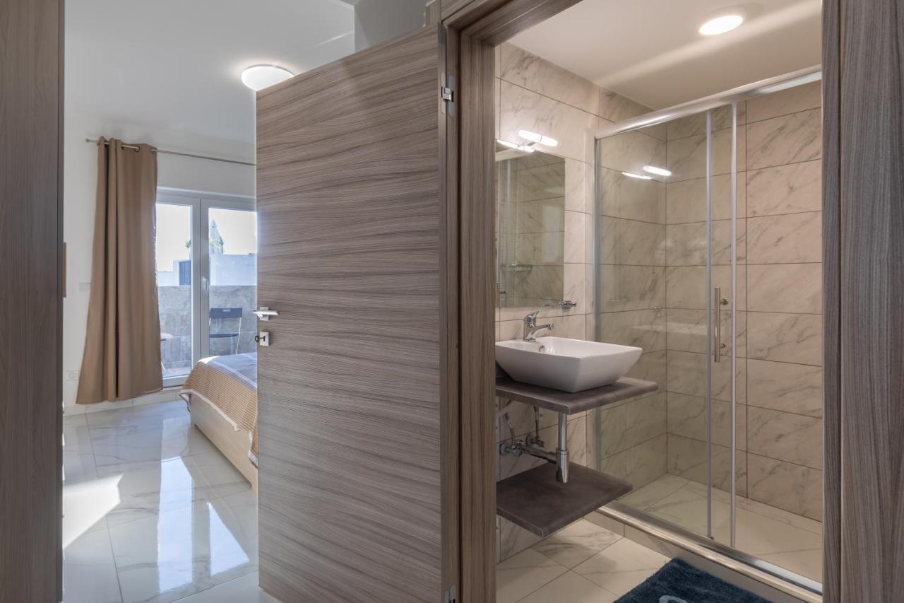 Terrace View-Stylish Two Bedrooms Fully Ac-Wifi Penthouse Msida Εξωτερικό φωτογραφία