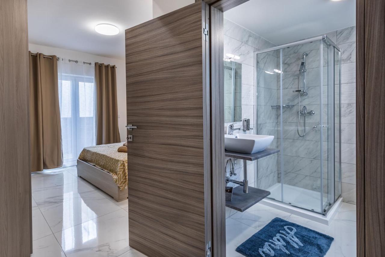 Terrace View-Stylish Two Bedrooms Fully Ac-Wifi Penthouse Msida Εξωτερικό φωτογραφία